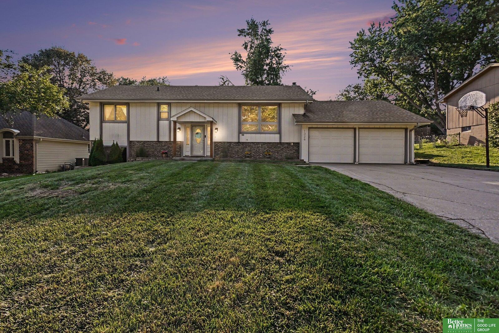 Property Photo: 1326 S 166 Street NE 68130