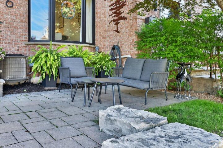 Property Photo:  6 Harbour Drive  ON L8E 4Z5 