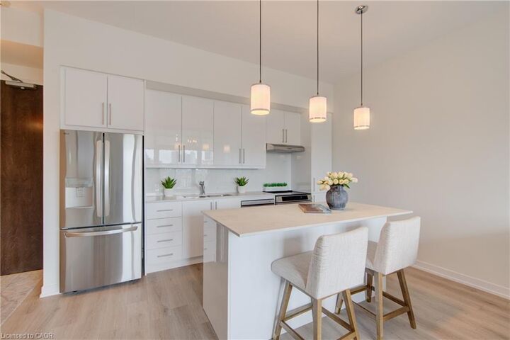 Property Photo: 191 King Street S 607 ON N2J 1R1