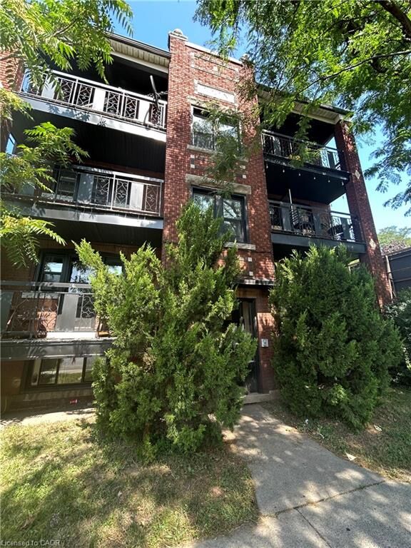 Property Photo: 1265 King Street E 6 ON L8M 1G7