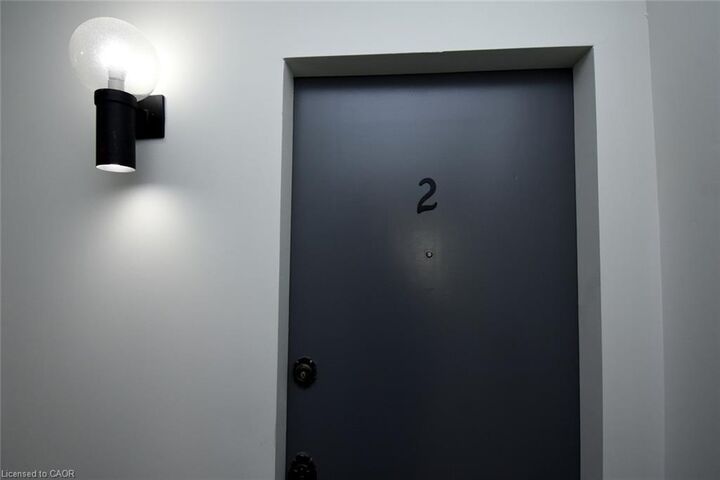 Property Photo:  61 King Street W 2  ON L9H 1T5 