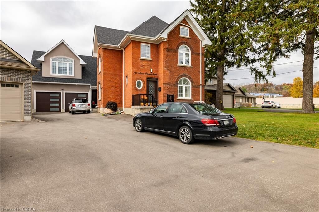 Property Photo: 169 Mount Pleasant Street ON N3T 1T6