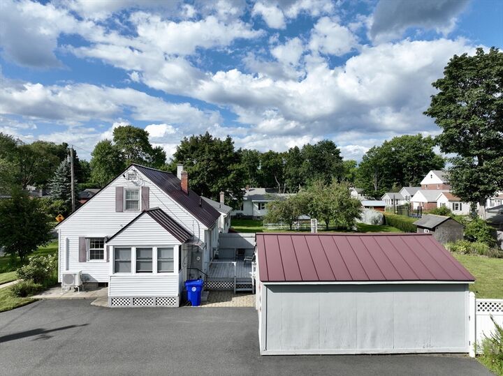 Property Photo:  81 Vernon St  MA 01301 