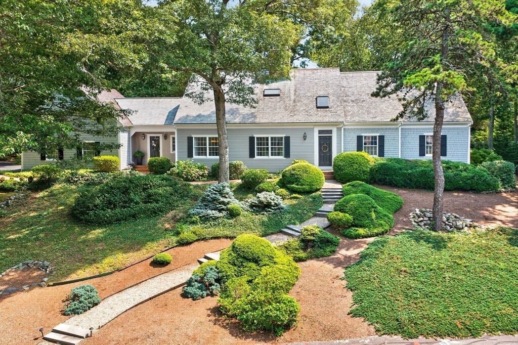 Property Photo:  101 Spruce Run Drive  MA 02631 