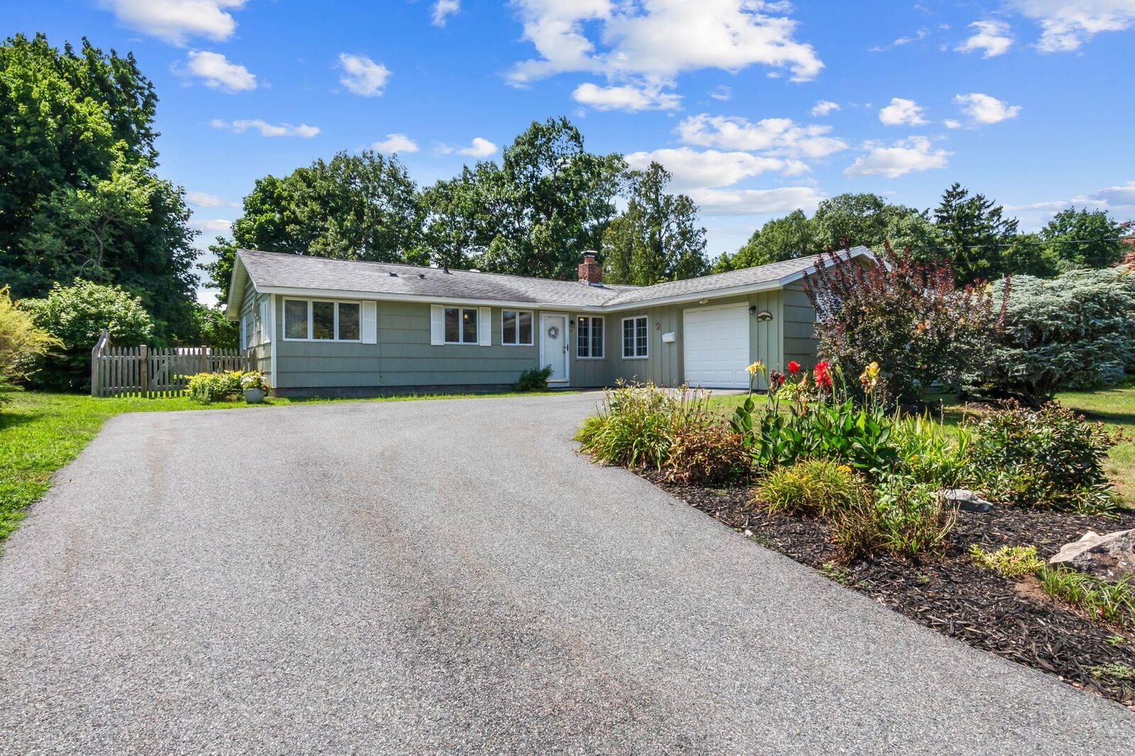 Property Photo:  8 Colgate Rd  MA 01915 