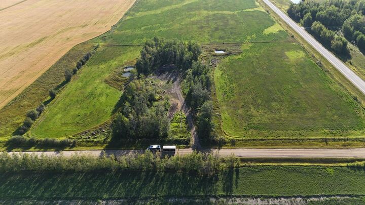 Property Photo:  69207 Range Road 83  AB T0H 1X0 