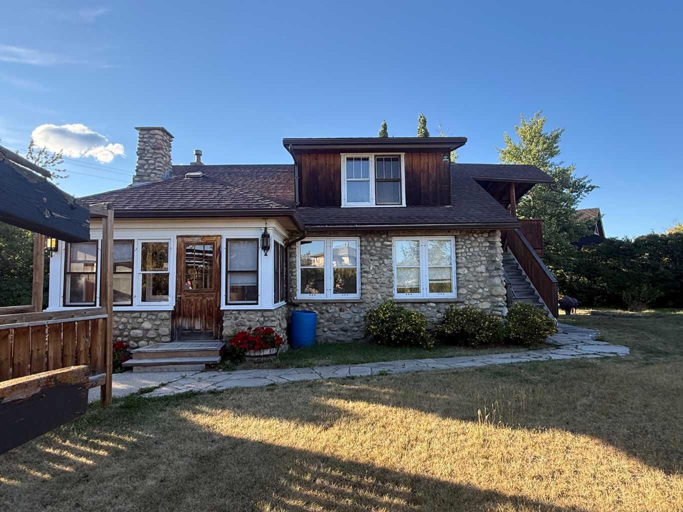 Property Photo: 218 Patricia Street AB T0E 1E0