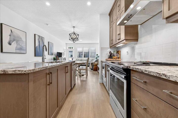 Property Photo:  313 Seton Villas SE  AB T3M 3K4 