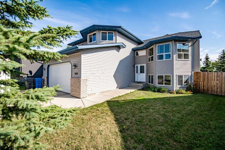 5427 52A Street — photo 1