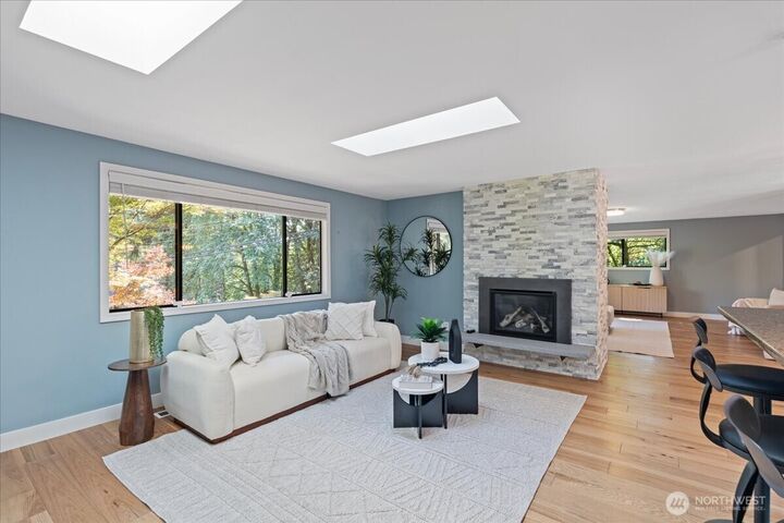 Property Photo: 6632 NE 196th Street WA 98028