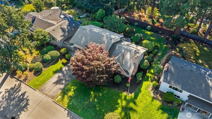 Property Photo:  918  Altadena Avenue  WA 98466 