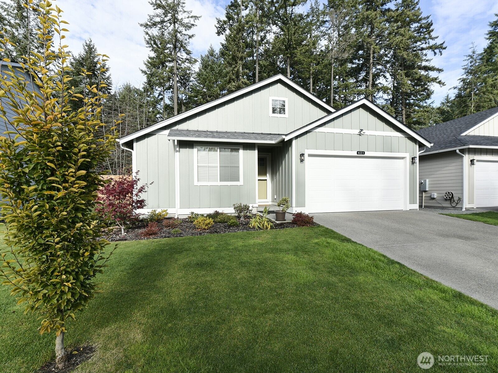 Property Photo: 621 153rd Street Ct E WA 98445