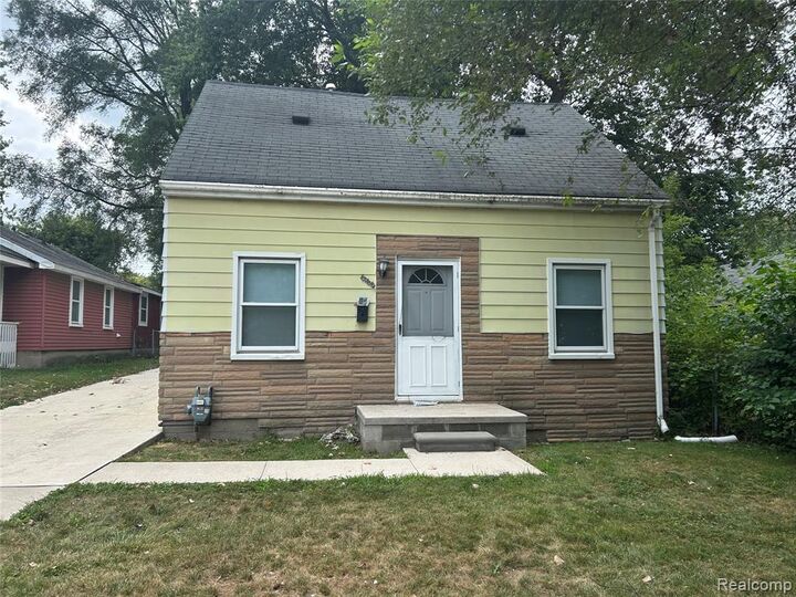Property Photo:  6160 McGuire Street  MI 48180 