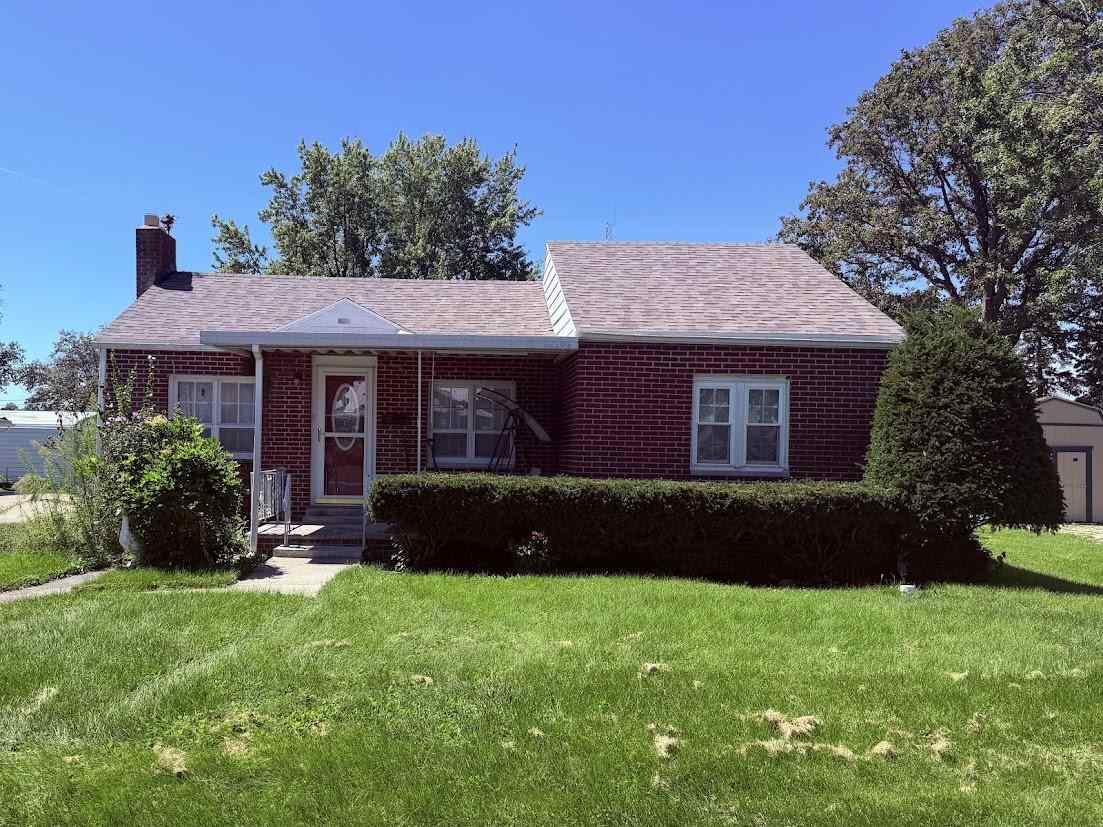 Property Photo:  639 N Plum Street  IN 47390 