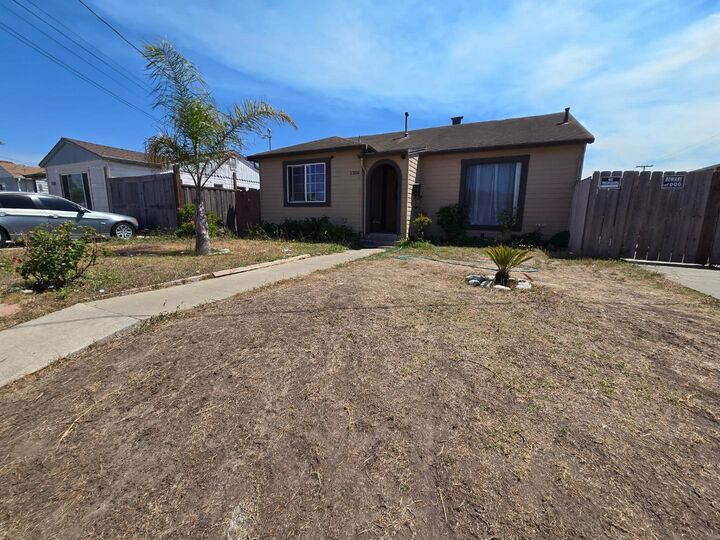 Property Photo: 1306 Second Avenue CA 93905