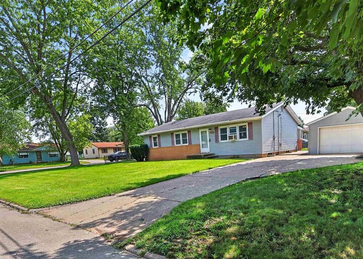 Property Photo:  1744 Romona Court  WI 53511 