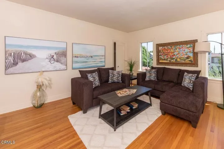 Property Photo: 833 N Ridgewood Place CA 90038