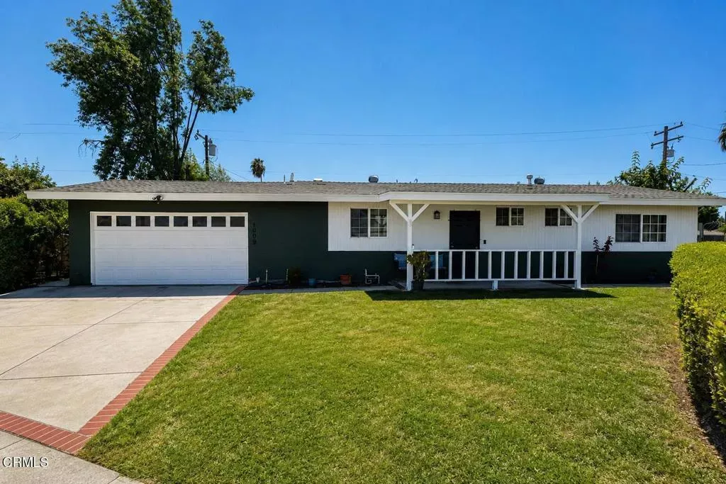 Property Photo: 1009 Inman Circle CA 93065