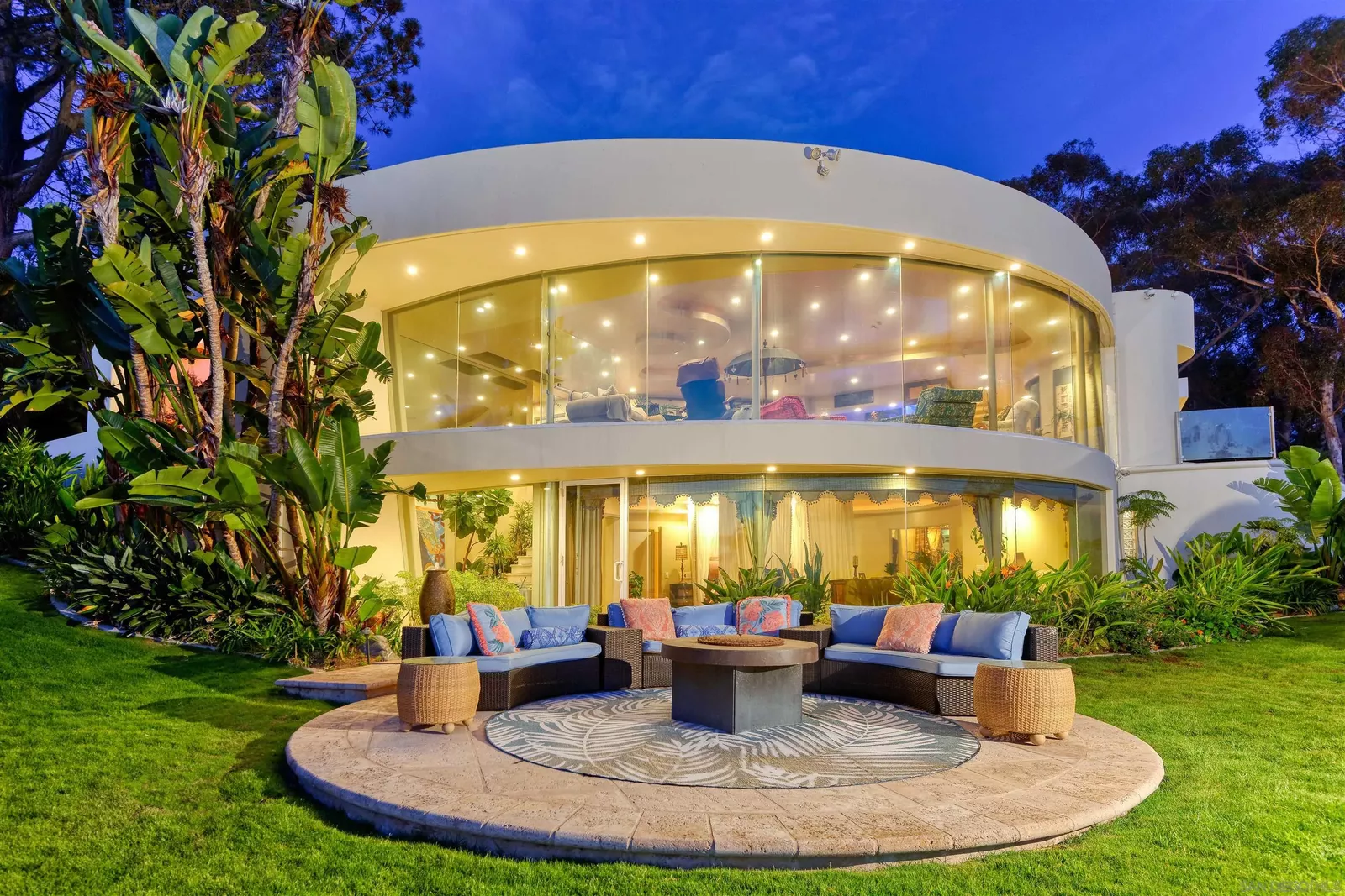 Property Photo:  9090 La Jolla Shores Ln.  CA 92037 