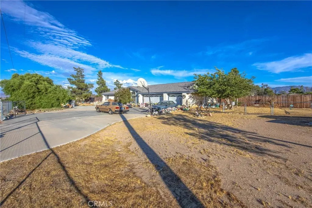 Property Photo: 17821 Mauna Loa CA 92345