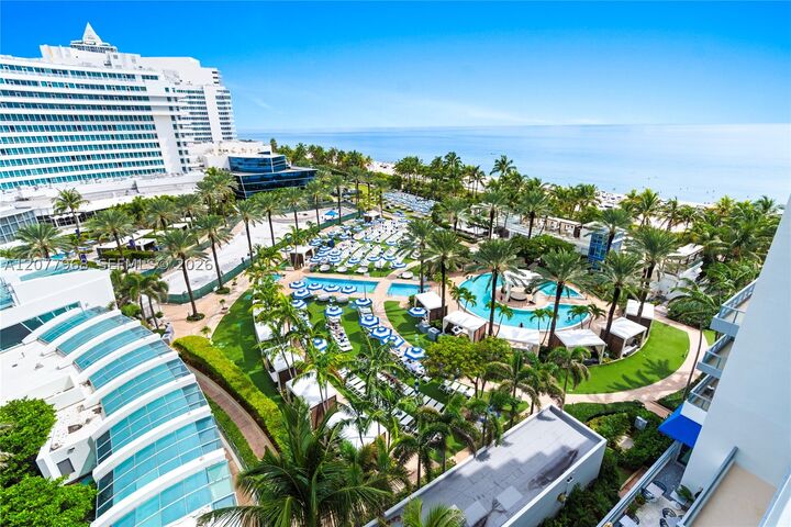 Property Photo:  4391 Collins Ave 803  FL 33140 