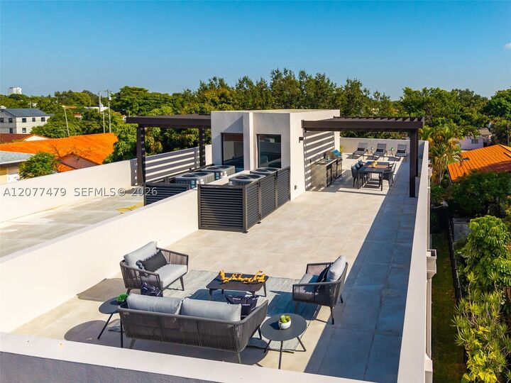 Property Photo:  1433 SW 20th St  FL 33145 