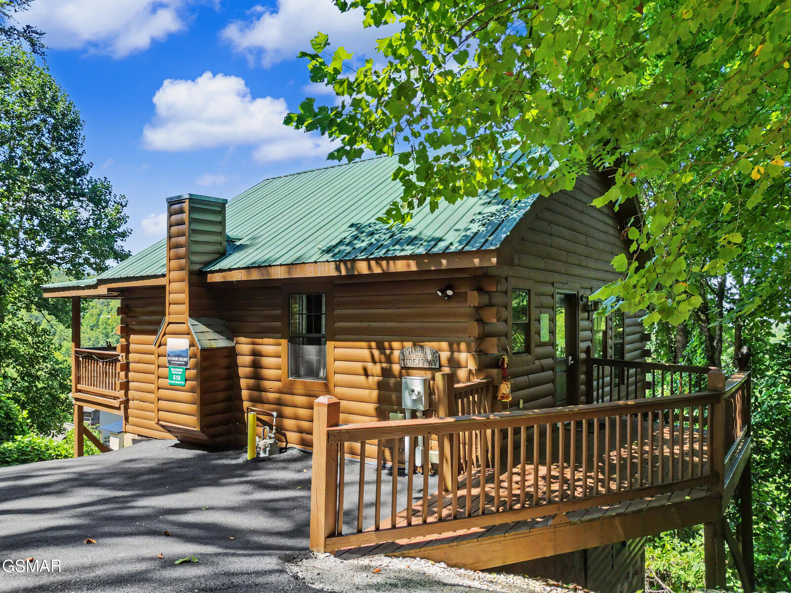 Property Photo:  513 Parsons Branch Way  TN 37738 