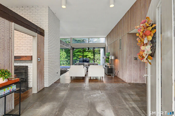Property Photo:  9 Autumn Ridge Road  CT 06883 