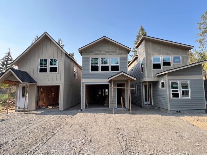 Property Photo:  1111 E 27th Ave  WA 99203 