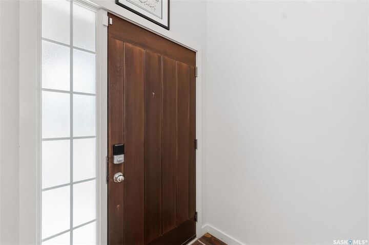 Property Photo: 411 Hartley Road SK S7T 0E7