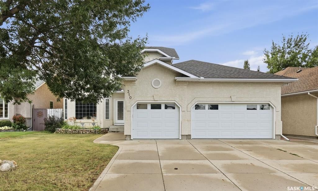 Property Photo:  310 Chotem Crescent  SK S7N 4M3 