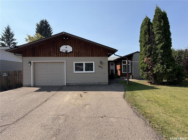 Property Photo:  1801 Centennial Crescent  SK S9A 3J2 