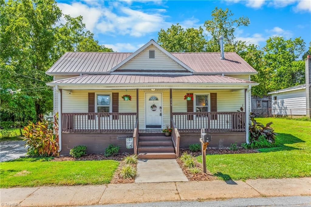 Property Photo:  515 Foy Avenue  NC 27292 