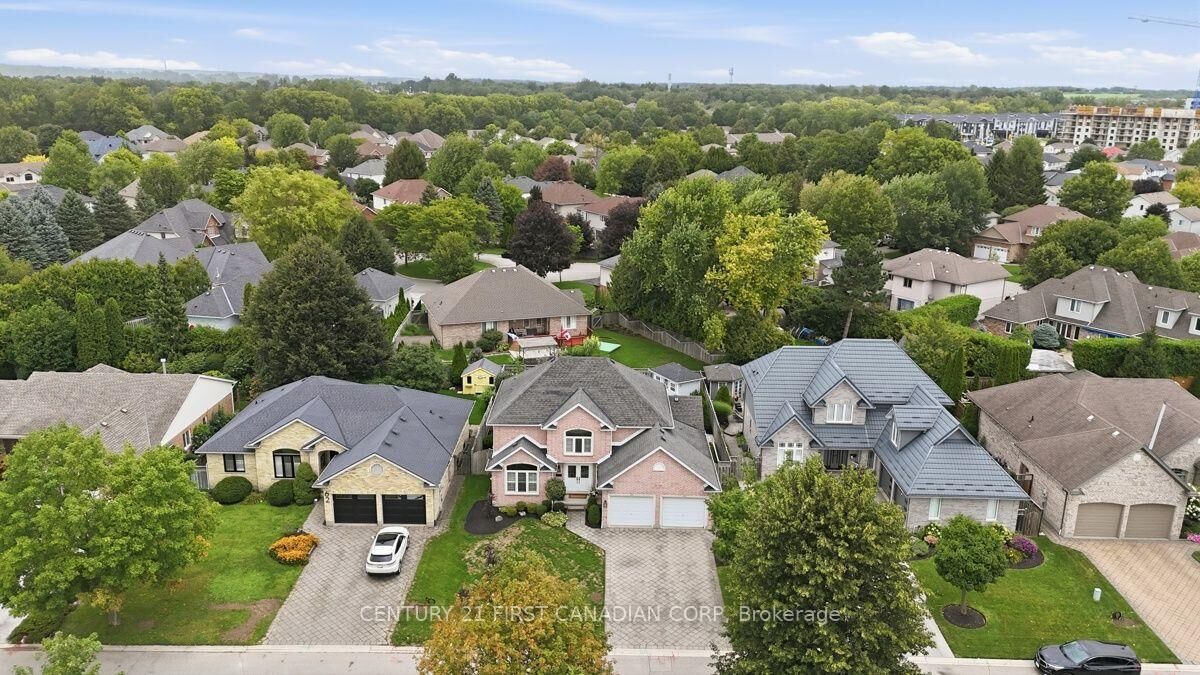 Property Photo: 66 Cobblestone Street ON N5Y 5M5