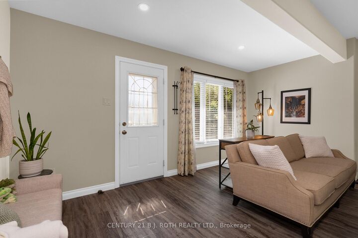Property Photo: 91 Elm Street ON L0M 1B0