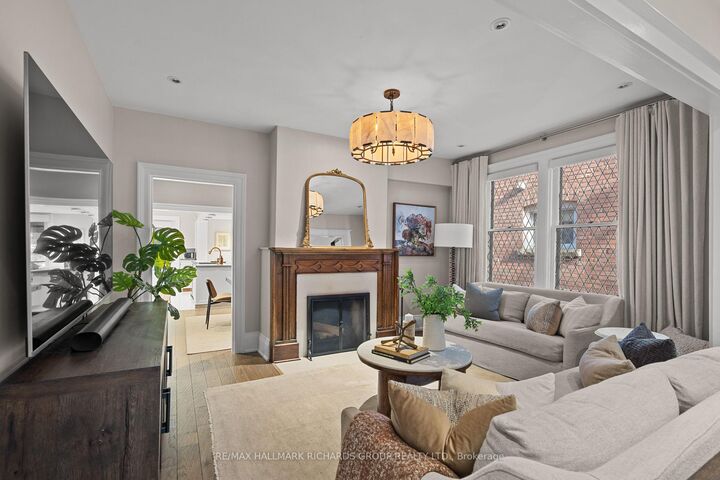 Property Photo: 49 Lee Avenue ON M4E 2P1