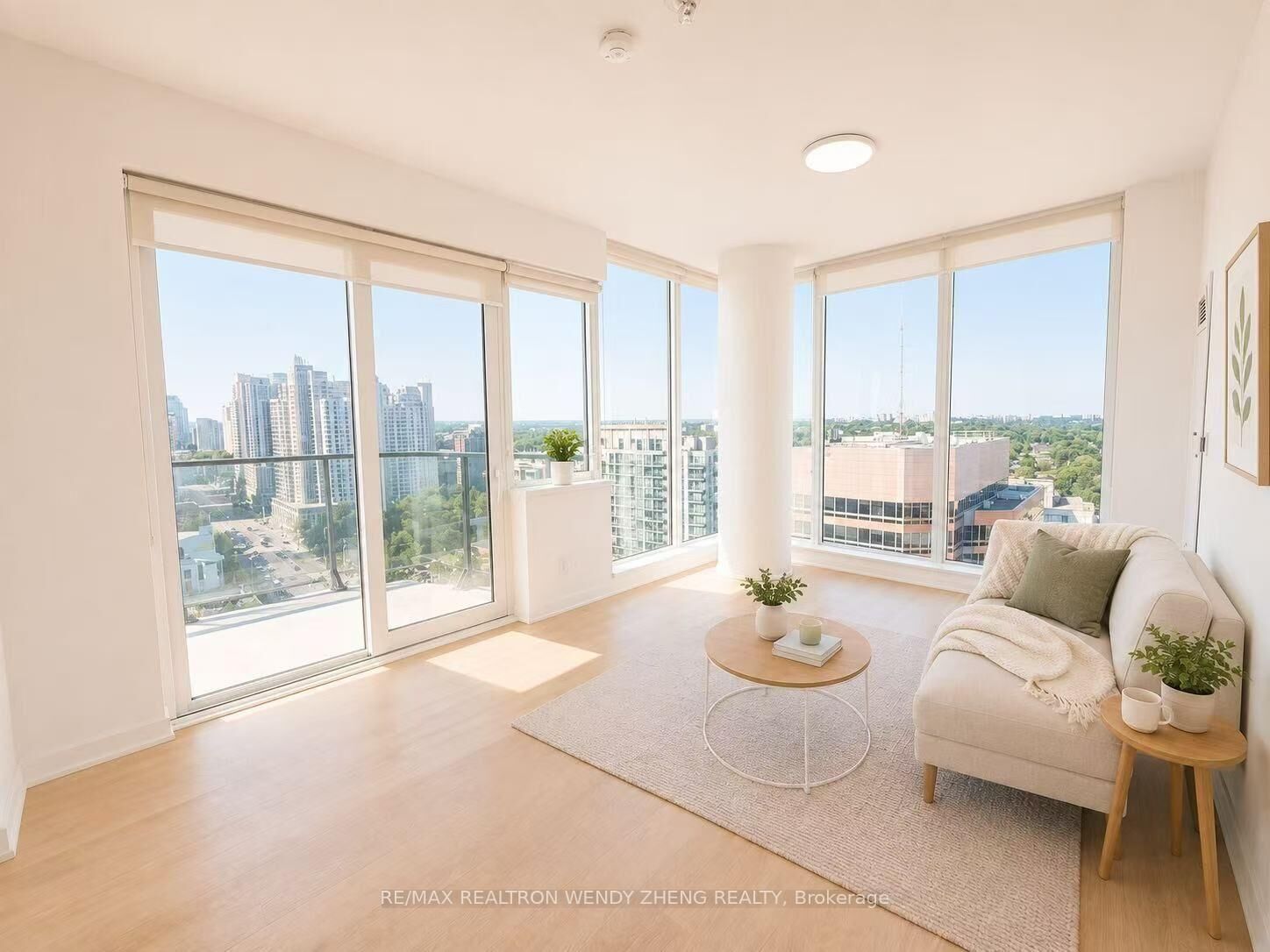 Property Photo: 15 Ellerslie Avenue 2210 ON M2N 0E7
