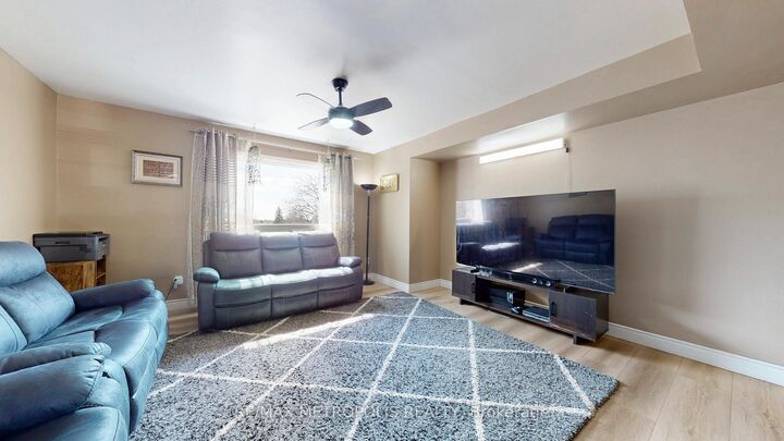 Property Photo:  601 Galahad Drive 19  ON L1K 1L9 