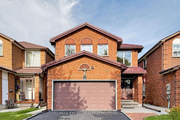 Property Photo: 33 Wharton Square ON M1V 4M9