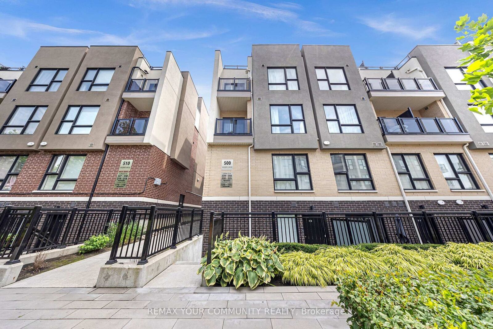 Property Photo: 500 Kingbird Grove 120 ON M1B 0E4