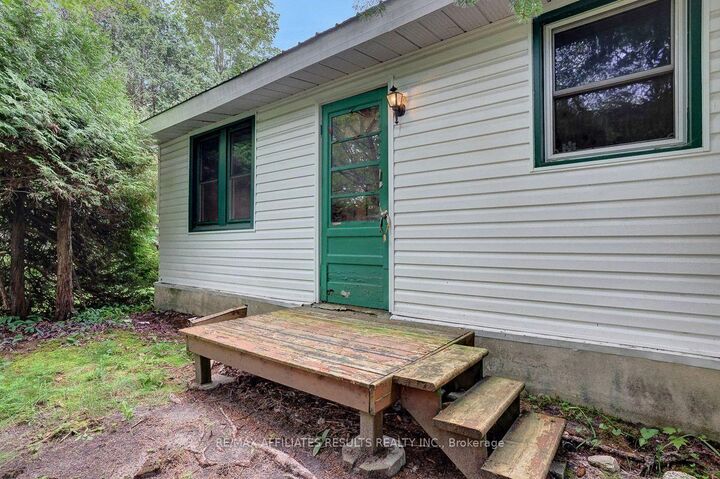 3326 Leroy Street — photo 1