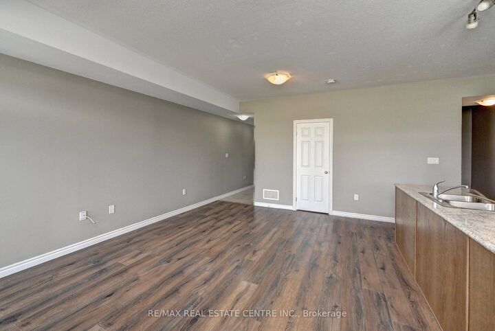 Property Photo:  102 Wheat Lane  ON N2R 0R6 