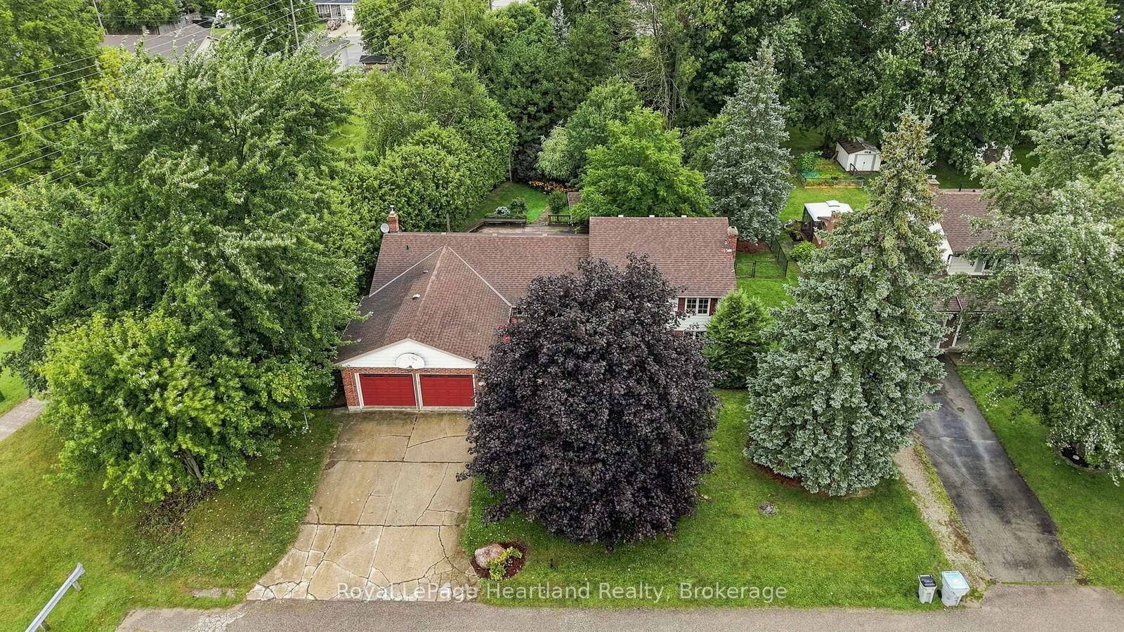 Property Photo: 595 Inkerman Street W ON N4W 1C7