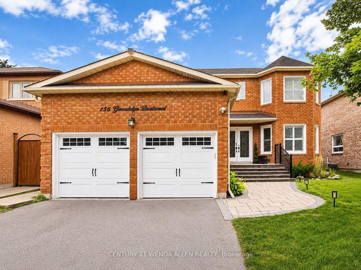 Property Photo: 156 Gwendolyn Boulevard ON L4P 3S5