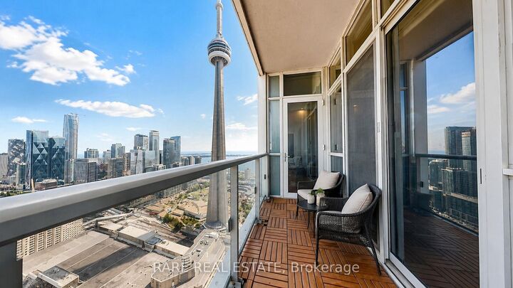 Property Photo: 300 Front Street W 4902 ON M5V 0E9