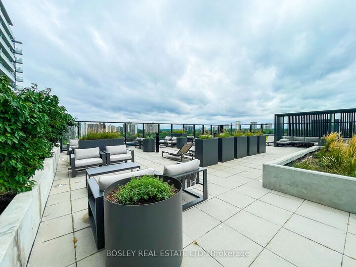Photo de la propriété:  188 Fairview Mall Drive 520  ON M2J 4T1 