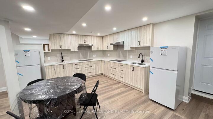 Property Photo:  4470 Marshdale Court Lower  ON L5M 4E9 