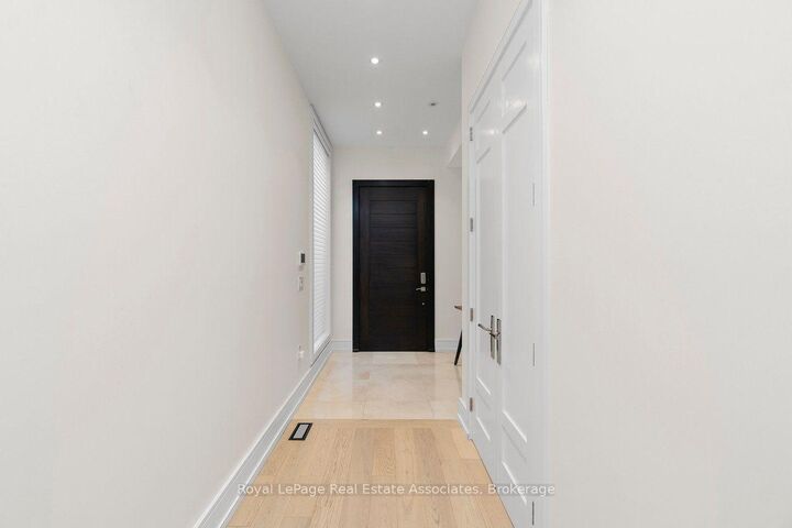 Property Photo: 63 Troy Street ON L5G 1S6