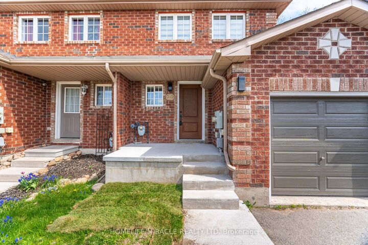 Property Photo:  340 Dunsmore Lane  ON L4M 7B2 