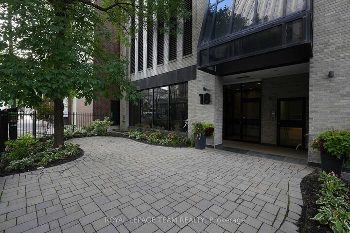 Property Photo:  18 Nepean Street 903  ON K2P 2L2 